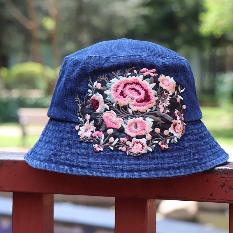 红色商品展示图09