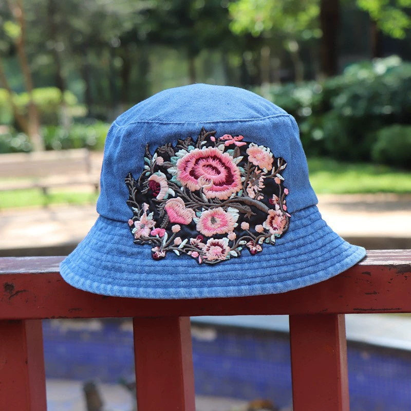 红色商品展示图10